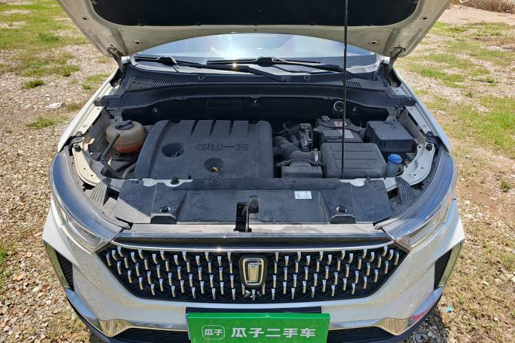 Used Bestune T33 2019 1.6L Automatic Connected Smart Cool Version China V Emission Standard Engine Bay