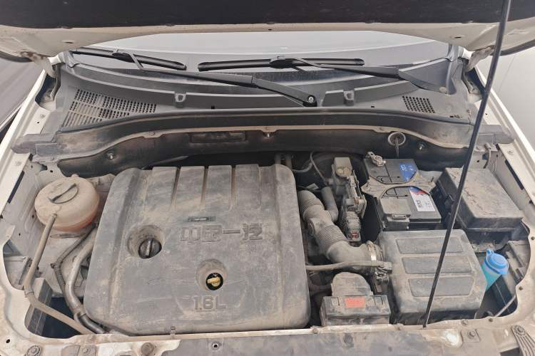 Used Bestune T33 2019 1.6L Manual Luxury Version China V Engine Bay