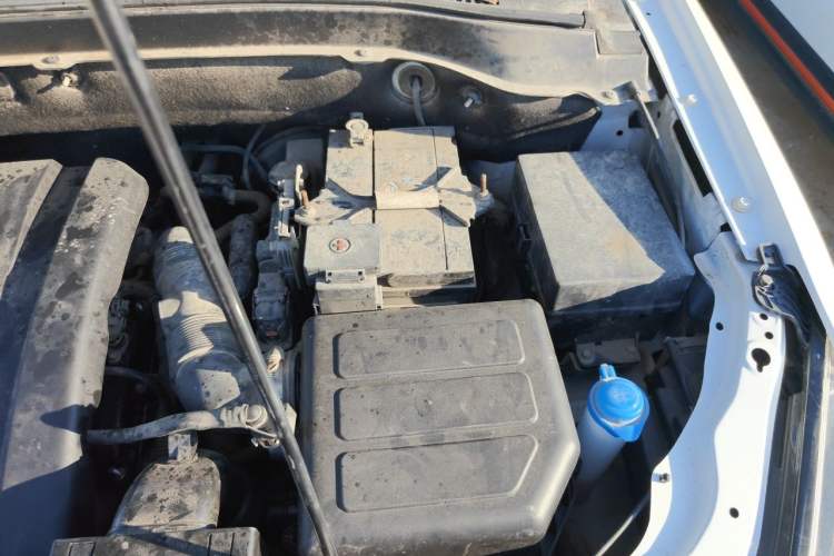 Used Bestune T33 2019 1.6L Automatic Luxury Edition China VI Engine Bay Left