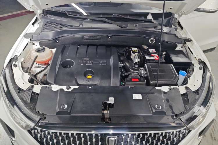 Used Bestune T33 2019 1.6L Manual Luxury Version China V Engine Bay