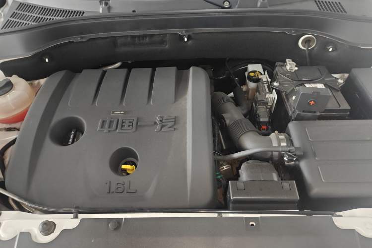 Used Bestune T33 2019 1.6L Manual Luxury Edition China VI Engine Bay