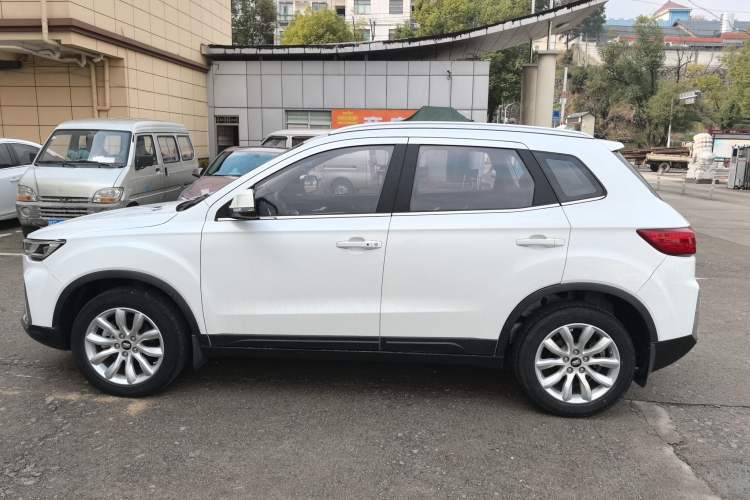 Used Bestune T33 2019 1.6L Manual Luxury Version China V Exterior 5