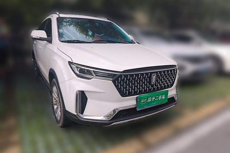 Used Bestune T33 2019 1.6L Automatic Luxury Edition China VI Front Right 45 Deg