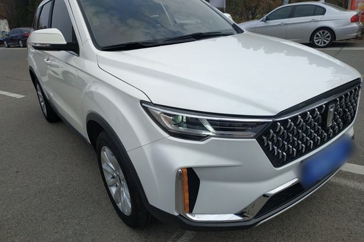 Used Bestune T33 2019 1.6L Automatic Luxury Edition China VI Front Right 45 Deg