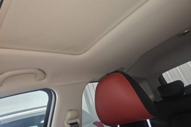 Used Bestune T33 2019 1.6L Manual Luxury Edition China VI Headliner
