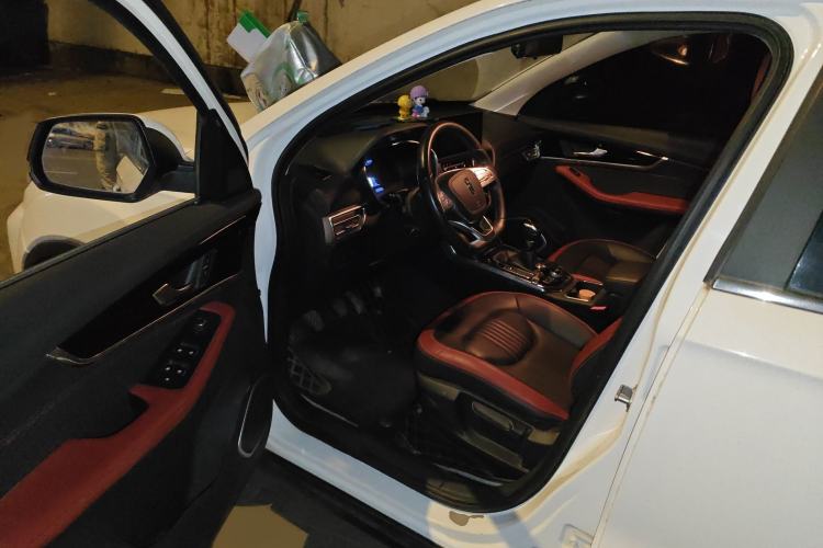 Used Bestune T33 2019 1.6L Manual Luxury Edition China VI Interior 3