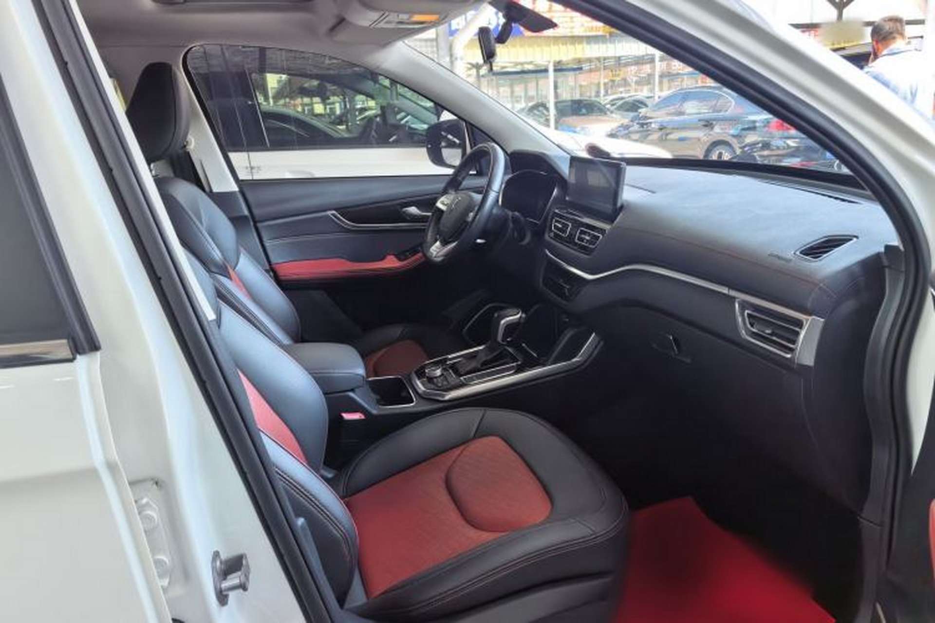 Used Bestune T33 2019 1.6L Automatic Connected Smart Cool Version China V Emission Standard Interior 6