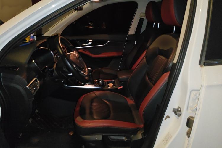 Used Bestune T33 2019 1.6L Manual Luxury Edition China VI Left Front Seat