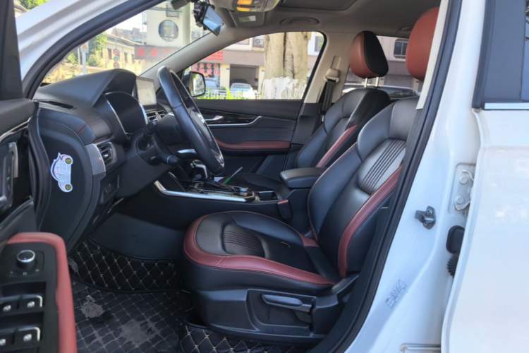Used Bestune T33 2019 1.6L Automatic Luxury Edition China VI Left Front Seat
