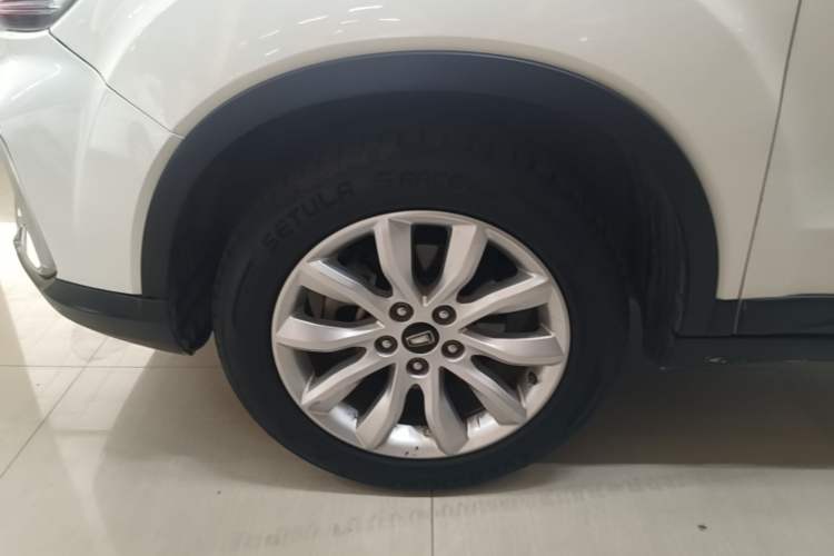 Used Bestune T33 2019 1.6L Automatic Luxury Edition China VI Left Front Wheel Hub