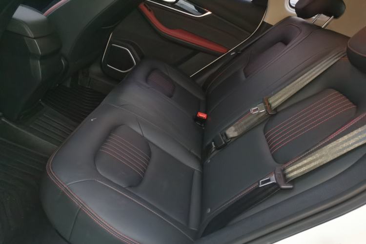 Used Bestune T33 2019 1.6L Automatic Luxury Edition China VI Left Rear Seat