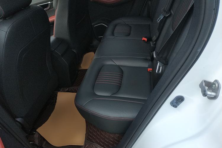 Used Bestune T33 2019 1.6L Automatic Luxury Edition China VI Left Rear Seat