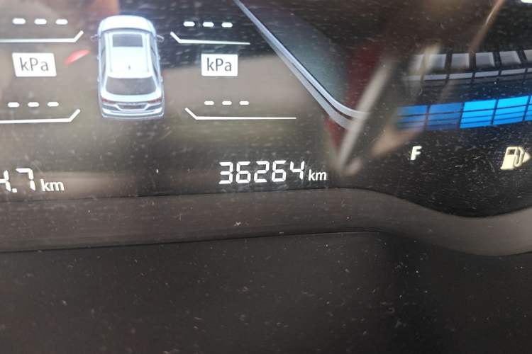 Used Bestune T33 2019 1.6L Manual Luxury Version China V Odometer Close Up