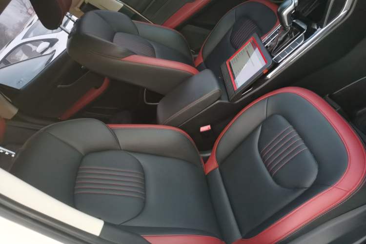 Used Bestune T33 2019 1.6L Automatic Luxury Edition China VI Right Front Seat
