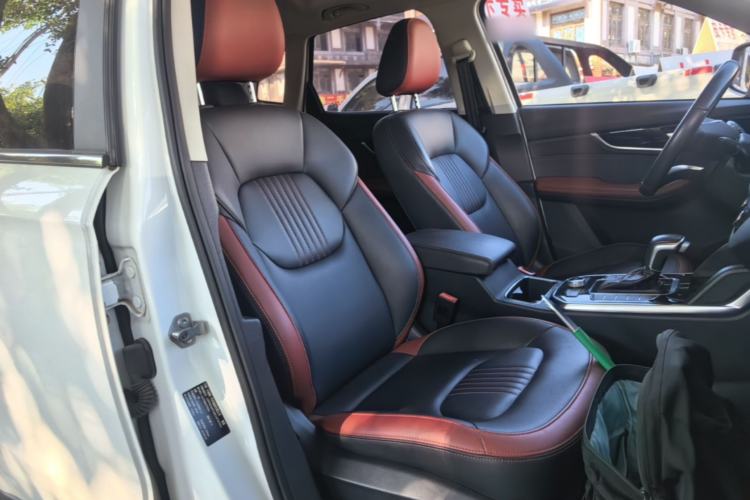 Used Bestune T33 2019 1.6L Automatic Luxury Edition China VI Right Front Seat