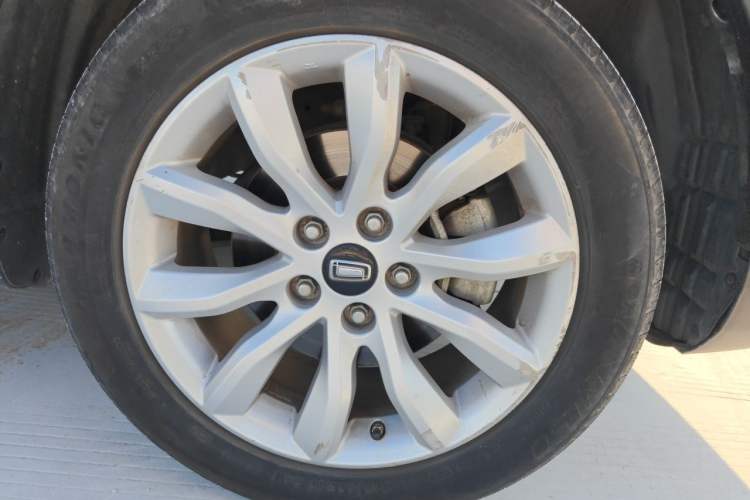 Used Bestune T33 2019 1.6L Automatic Luxury Edition China VI Right Front Wheel Hub