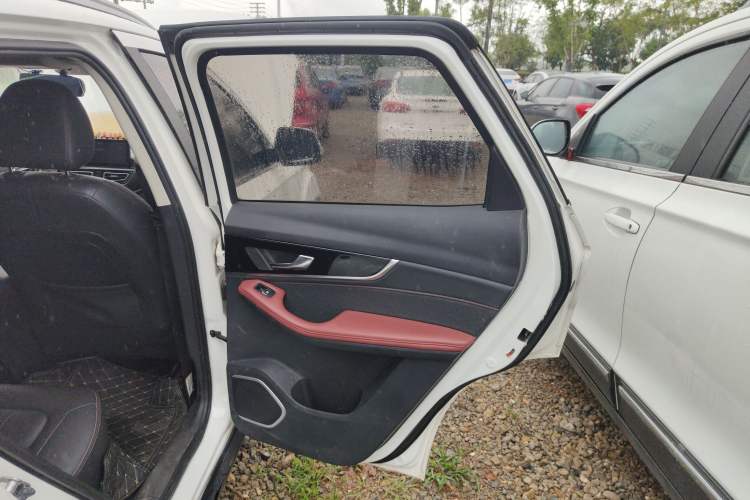 Used Bestune T33 2019 1.6L Manual Luxury Edition China VI Right Rear Door Interior