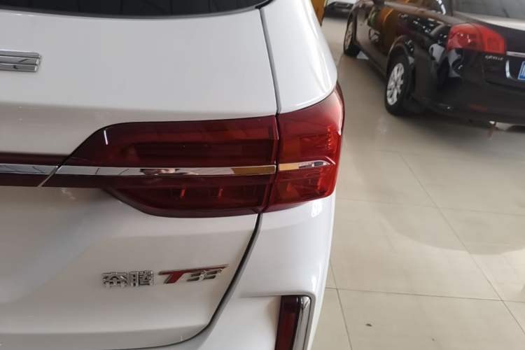 Used Bestune T33 2019 1.6L Automatic Luxury Edition China VI Right Rear Taillight