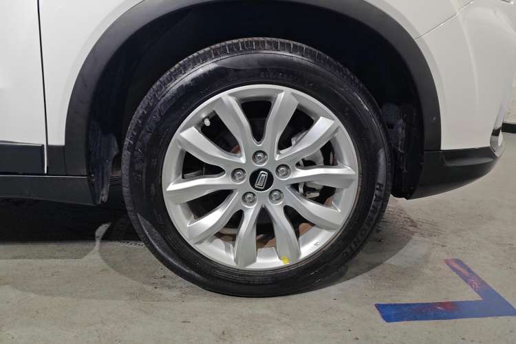 Used Bestune T33 2019 1.6L Manual Luxury Version China V Right Rear Wheel Hub