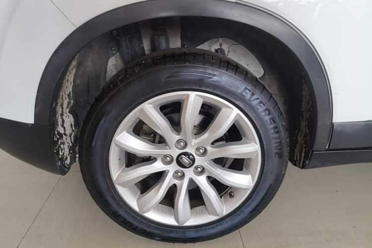 Used Bestune T33 2019 1.6L Automatic Luxury Edition China VI Right Rear Wheel Hub