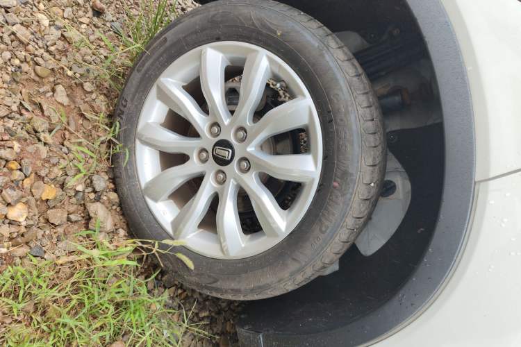Used Bestune T33 2019 1.6L Manual Luxury Edition China VI Right Rear Wheel Hub