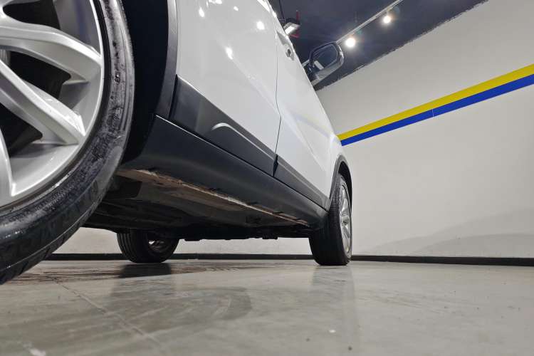 Used Bestune T33 2019 1.6L Manual Luxury Version China V Right Side Sill