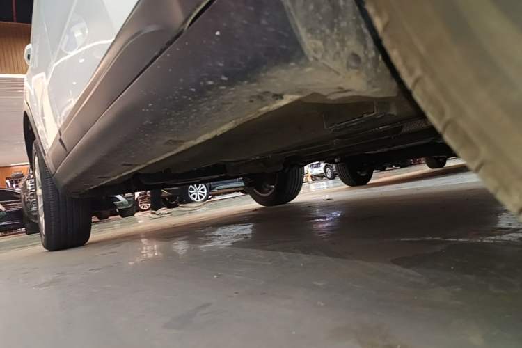 Used Bestune T33 2019 1.6L Automatic Luxury Edition China VI Right Side Sill