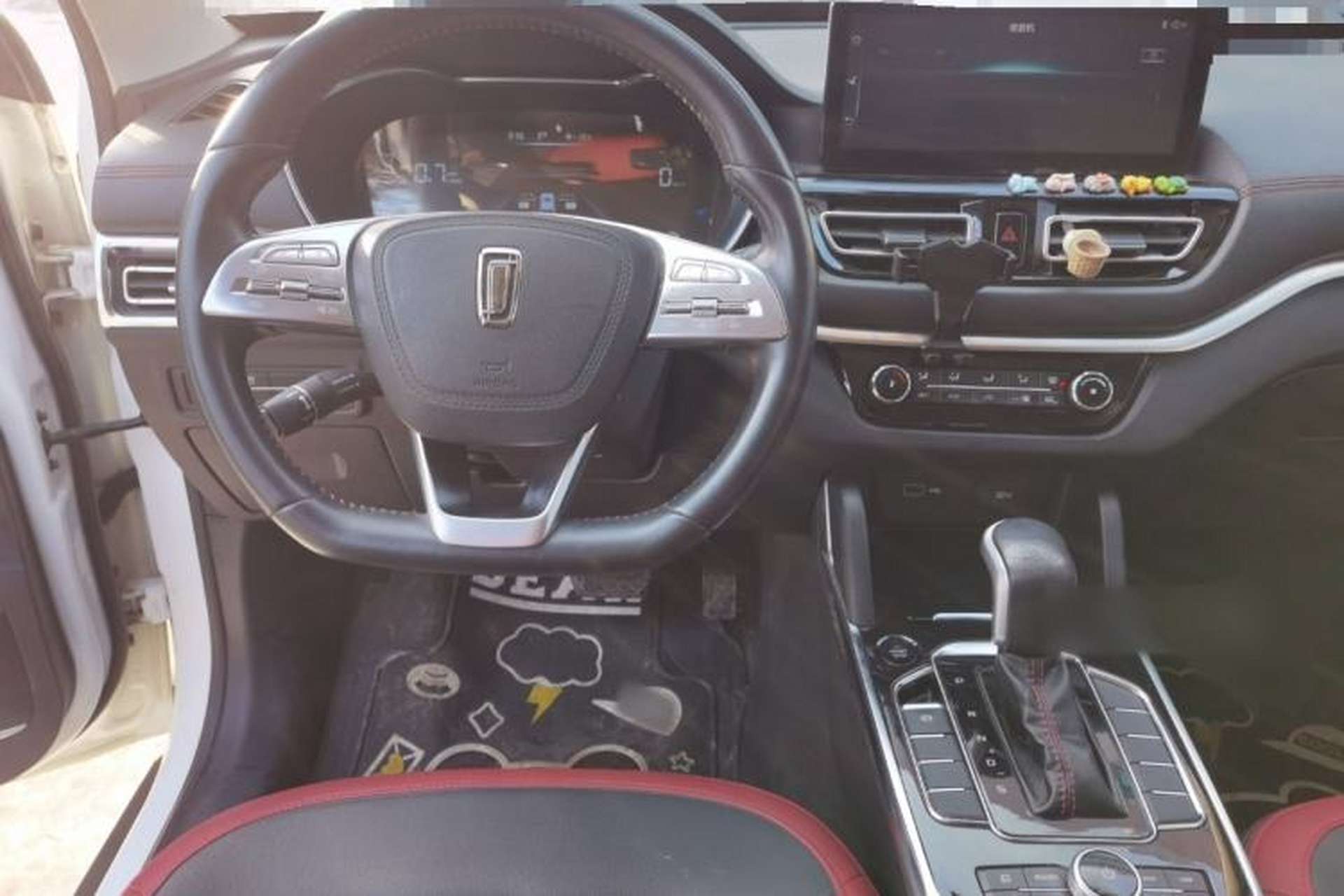Used Bestune T33 2019 1.6L Automatic Luxury Version China V Emission Standard Steering Wheel