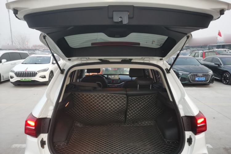 Used Bestune T33 2019 1.6L Automatic Luxury Edition China VI Trunk