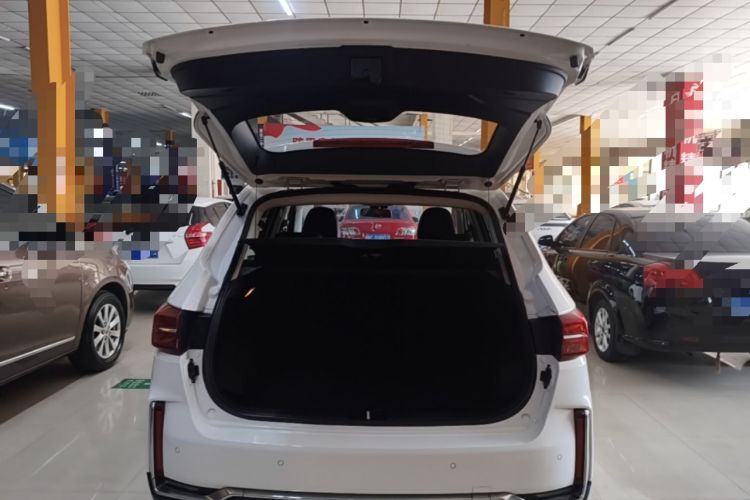 Used Bestune T33 2019 1.6L Automatic Luxury Edition China VI Trunk