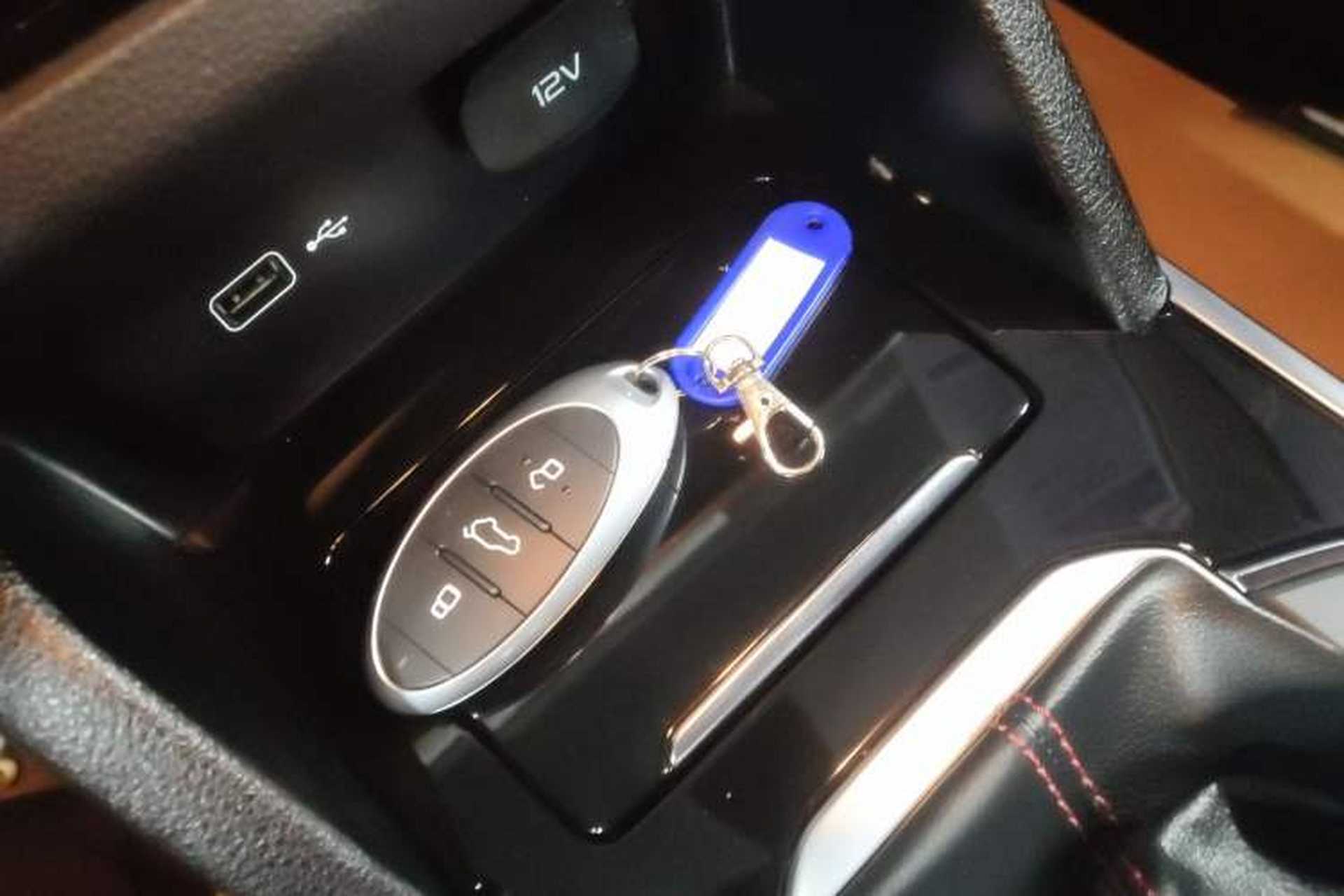 Used Bestune T33 2019 1.6L Manual Luxury Version China V Vehicle Key