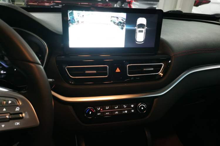 Used Bestune T33 2021 1.2T DCT Luxury Model Audio And AC Panel