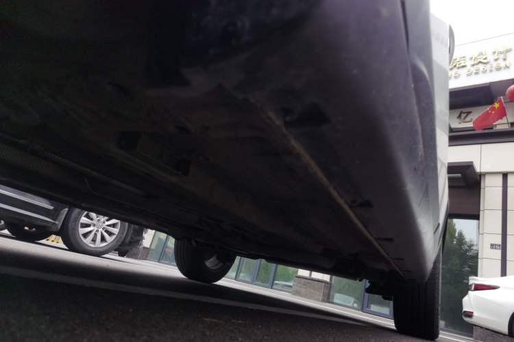 Used Bestune T33 2021 1.2T DCT Luxury Model Chassis Front Left