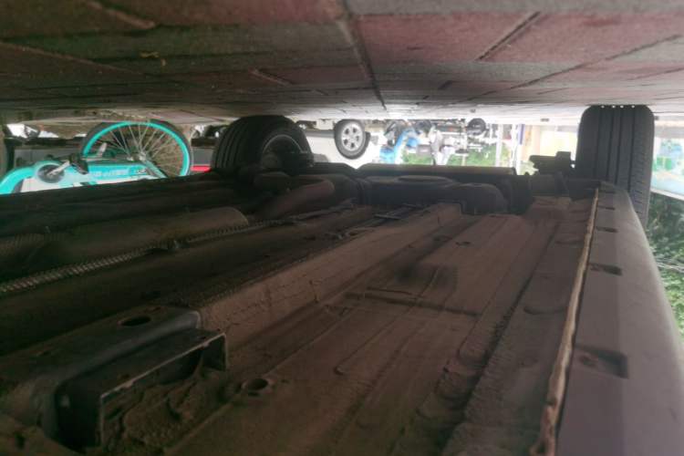 Used Bestune T33 2021 1.2T DCT Luxury Model Chassis Front Right