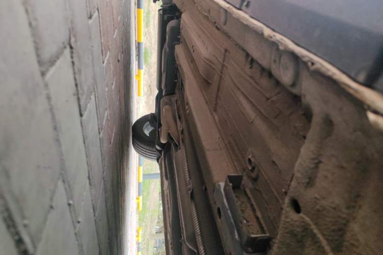 Used Bestune T33 2021 1.2T DCT Luxury Model Chassis Front Right