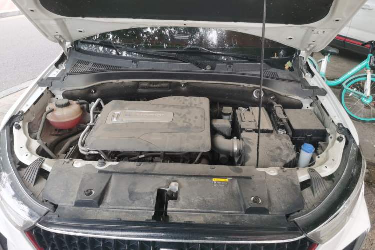 Used Bestune T33 2021 1.2T DCT Luxury Model Engine Bay