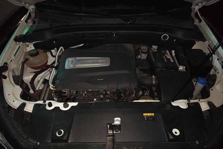 Used Bestune T33 2021 1.2T DCT Luxury Model Engine Bay