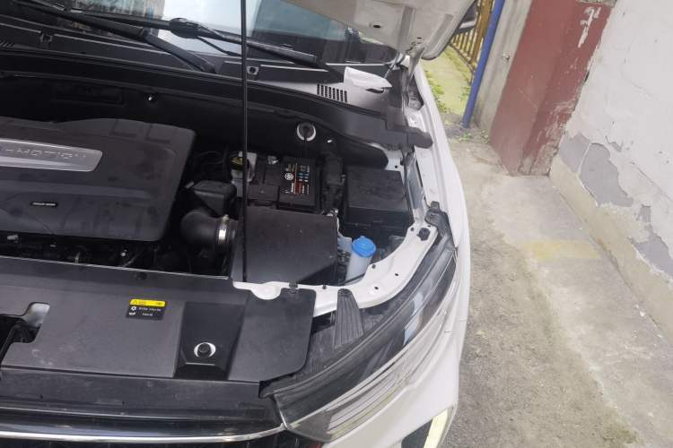 Used Bestune T33 2021 1.2T DCT Luxury Model Engine Bay Left