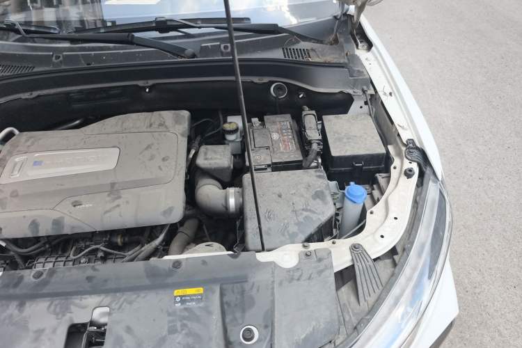 Used Bestune T33 2021 1.2T DCT Luxury Model Engine Bay Left