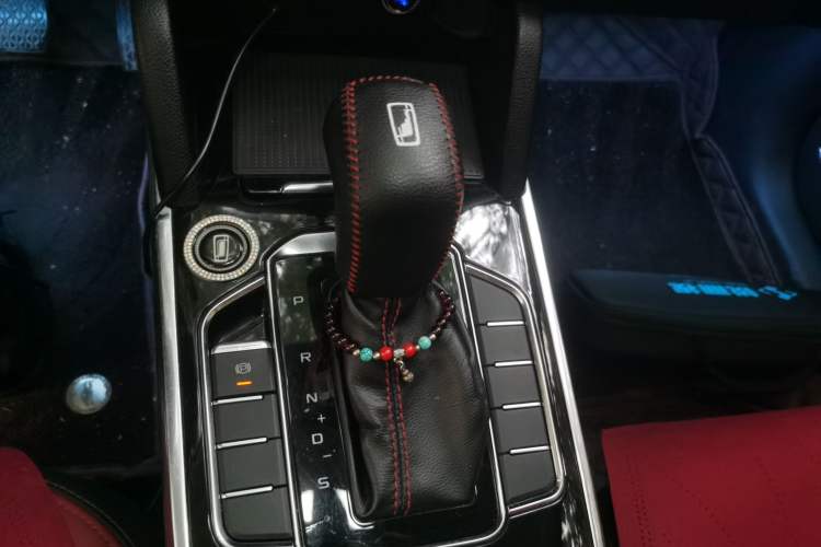 Used Bestune T33 2021 1.2T DCT Luxury Model Gear Lever