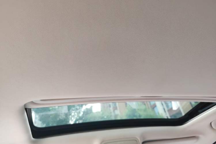 Used Bestune T33 2021 1.2T DCT Luxury Model Headliner