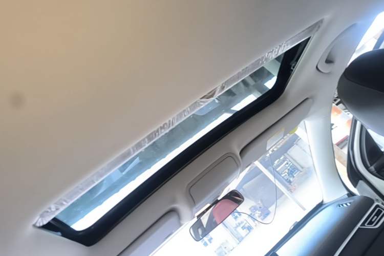 Used Bestune T33 2021 1.2T DCT Luxury Model Headliner