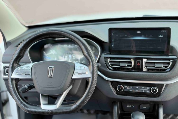 Used Bestune T33 2021 1.2T DCT Luxury Model Interior 3