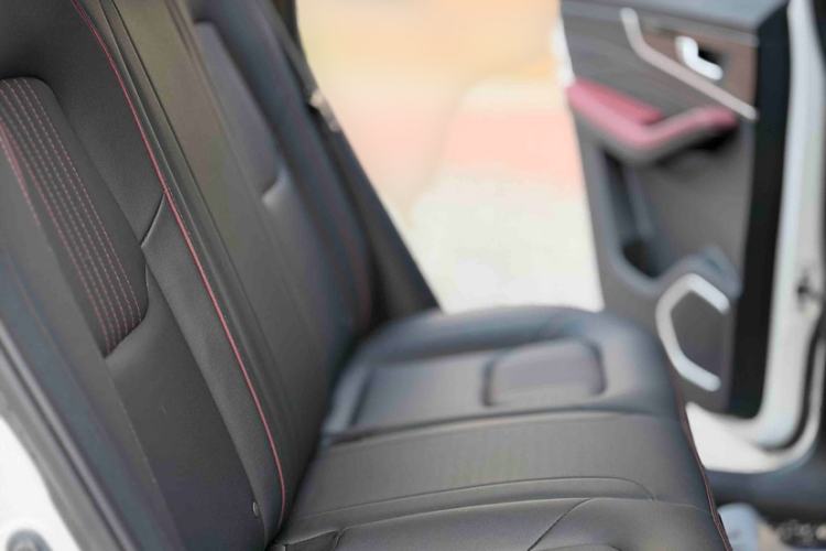 Used Bestune T33 2021 1.2T DCT Luxury Model Interior 7