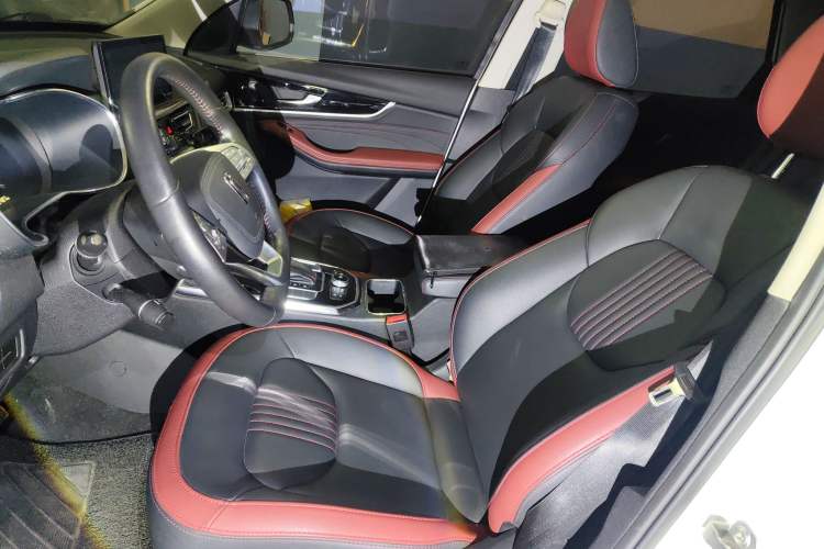 Used Bestune T33 2021 1.2T DCT Luxury Model Left Front Seat