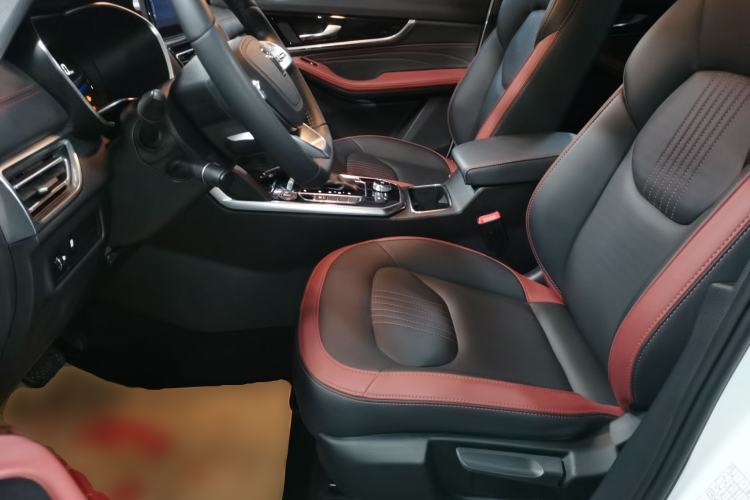 Used Bestune T33 2021 1.2T DCT Luxury Model Left Front Seat