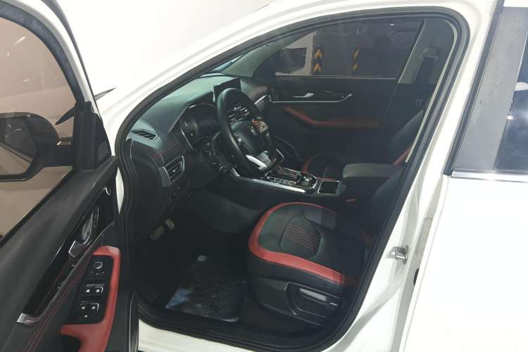 Used Bestune T33 2021 1.2T DCT Luxury Model Left Front Seat
