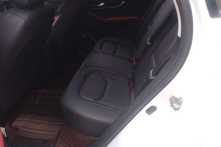 Used Bestune T33 2021 1.2T Manual Luxury Model Left Rear Seat