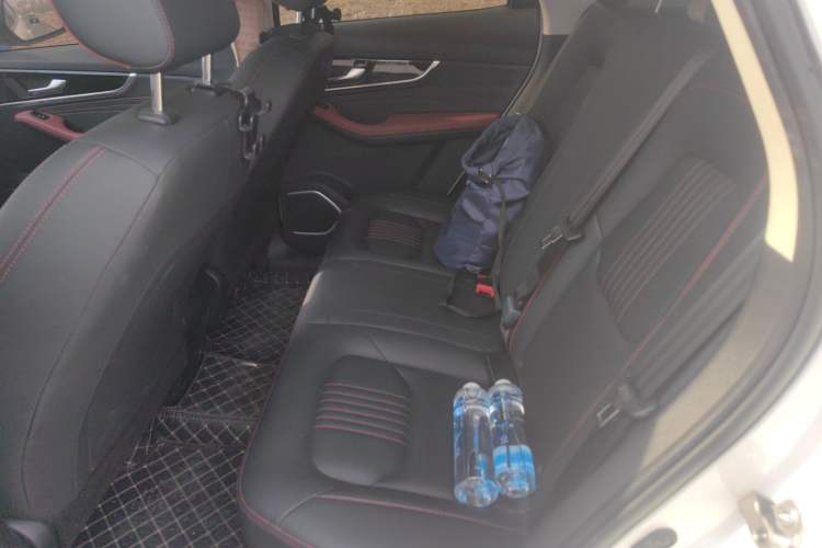 Used Bestune T33 2021 1.2T Manual Luxury Model Left Rear Seat