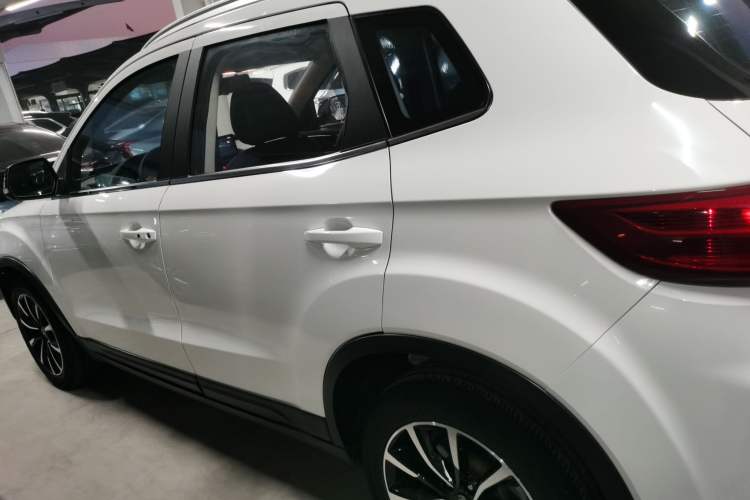 Used Bestune T33 2021 1.2T DCT Luxury Model Left Side